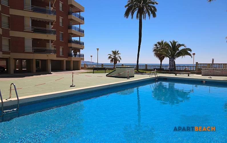 ApartBeach MARINA PLAYA Climatizado Piscina y Parking Cambrils Exterior foto