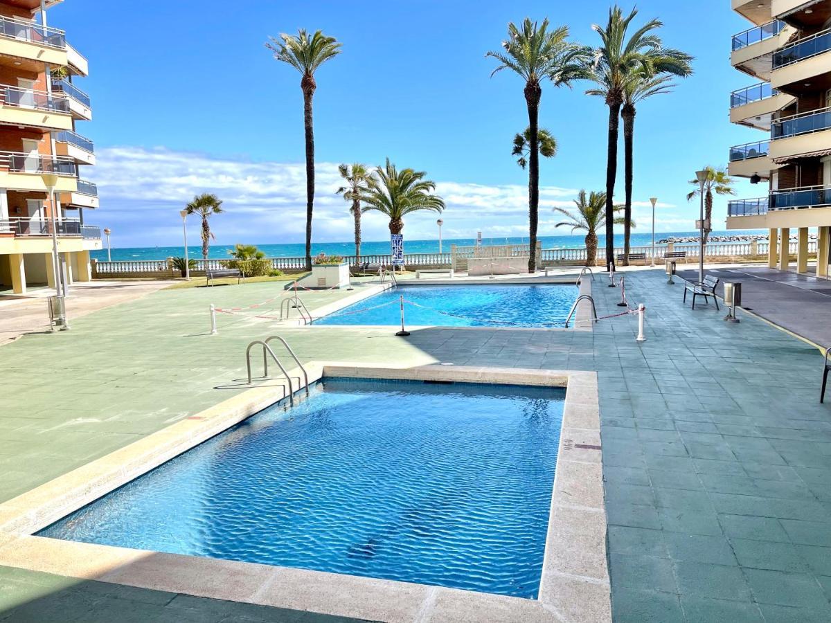 ApartBeach MARINA PLAYA Climatizado Piscina y Parking Cambrils Exterior foto